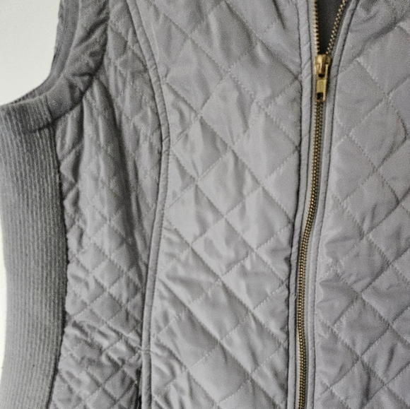 Quilted Gray Vest - Picture 4 of 6